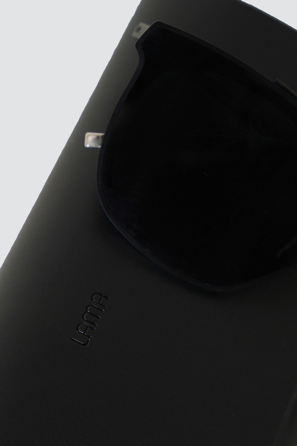 BLACK AVIATOR 3.1