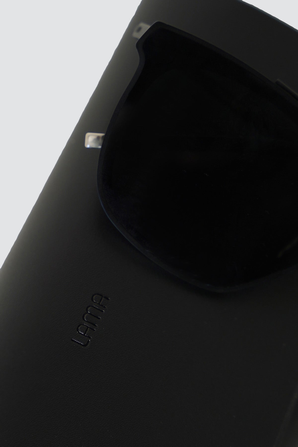 BLACK AVIATOR 3.1