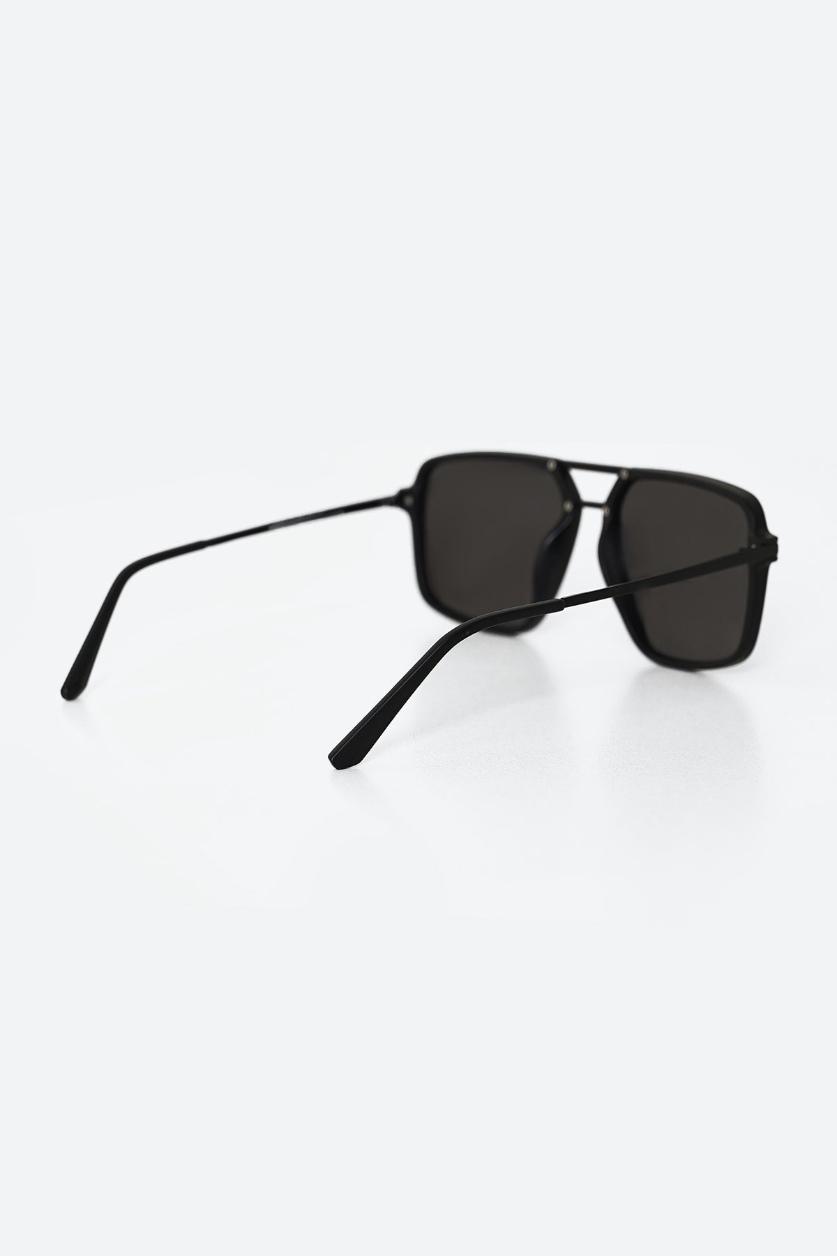 BLACK POLAR BLACK