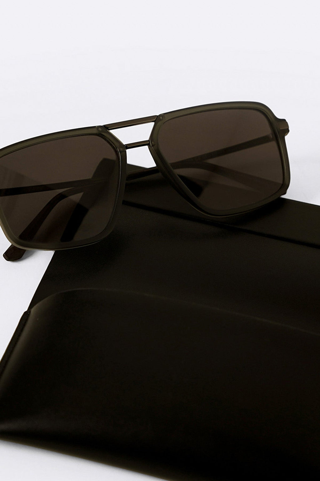 GREY BLACK POLAR SLATE