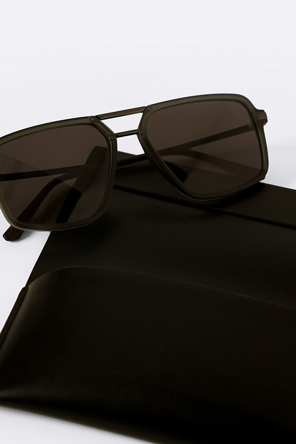 GREY BLACK POLAR SLATE