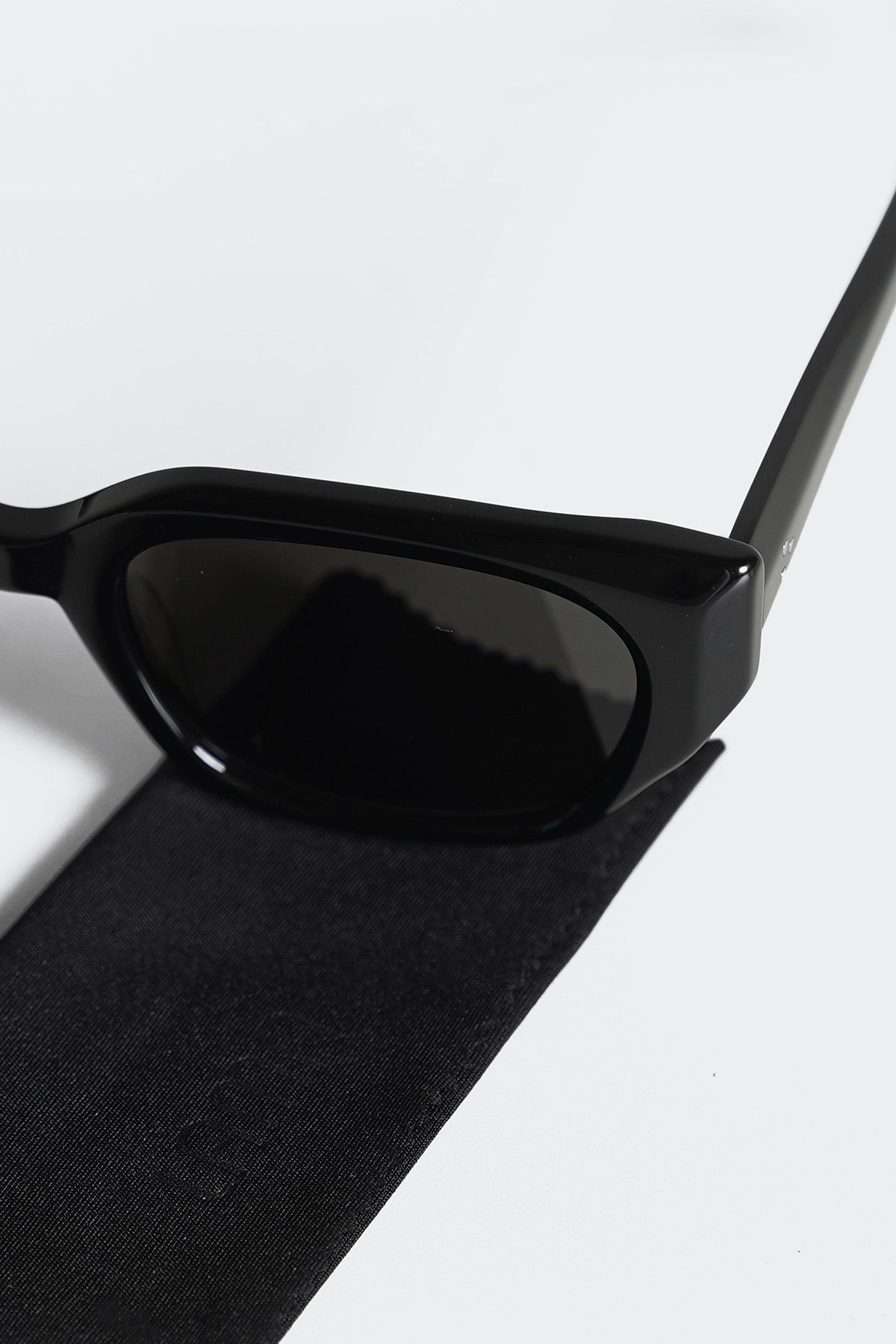 BLACK PALERMO BLACK
