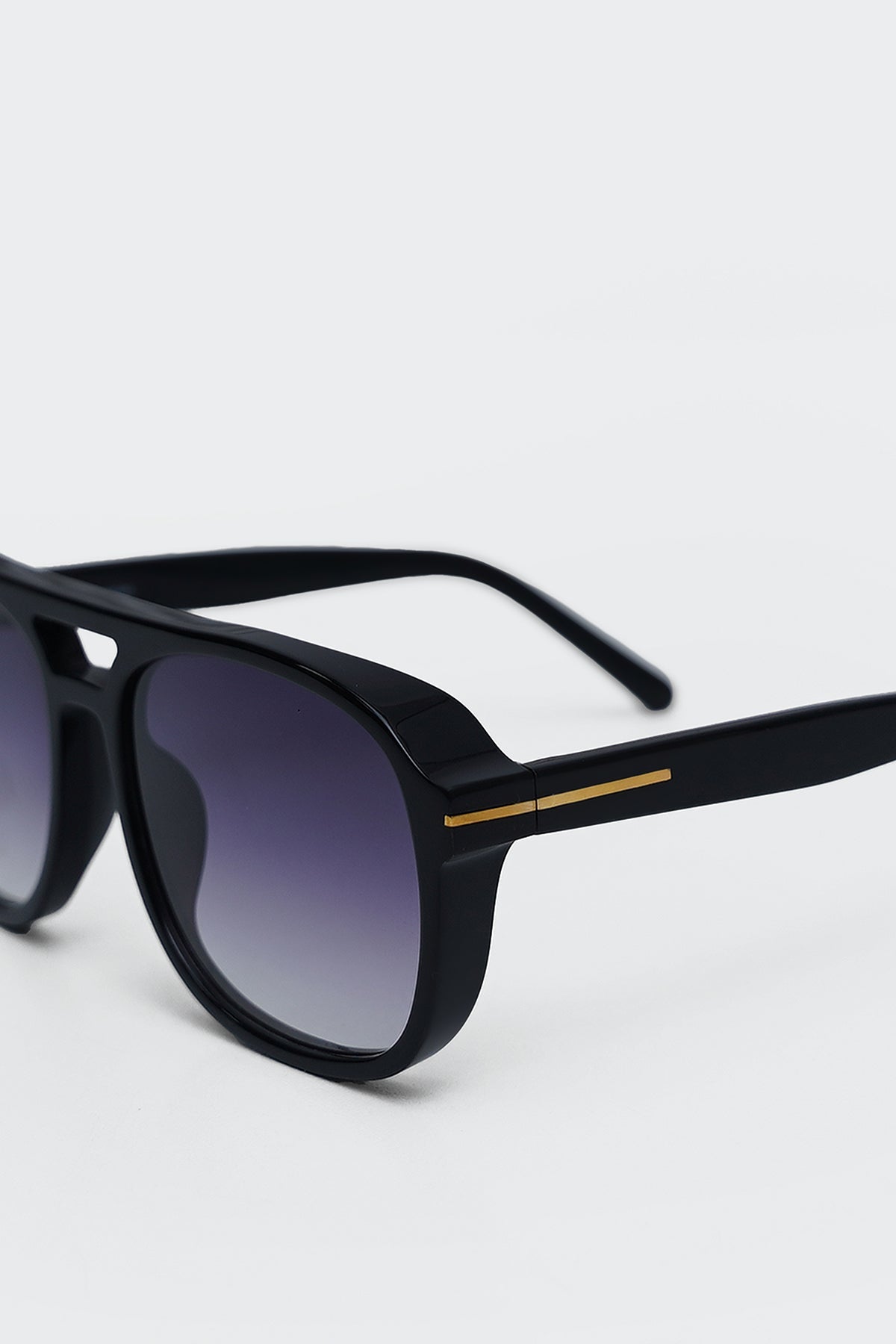 BLACK HAVANA BLACK