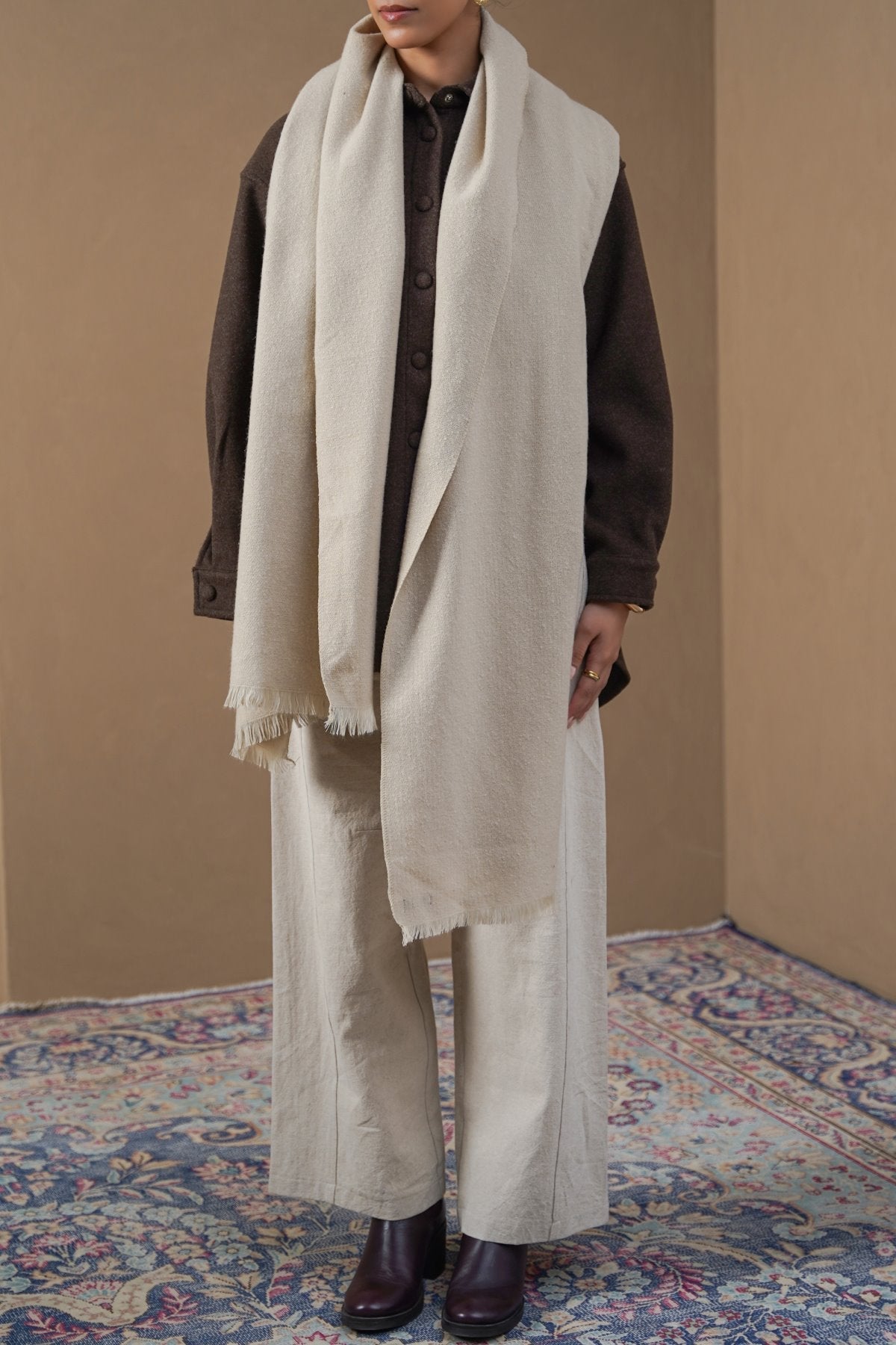 CREAM WINTER ESSENTIAL SCARF
