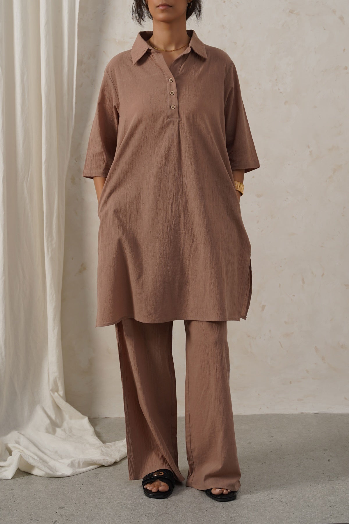 BROWN FEATHER COTTON PANTS