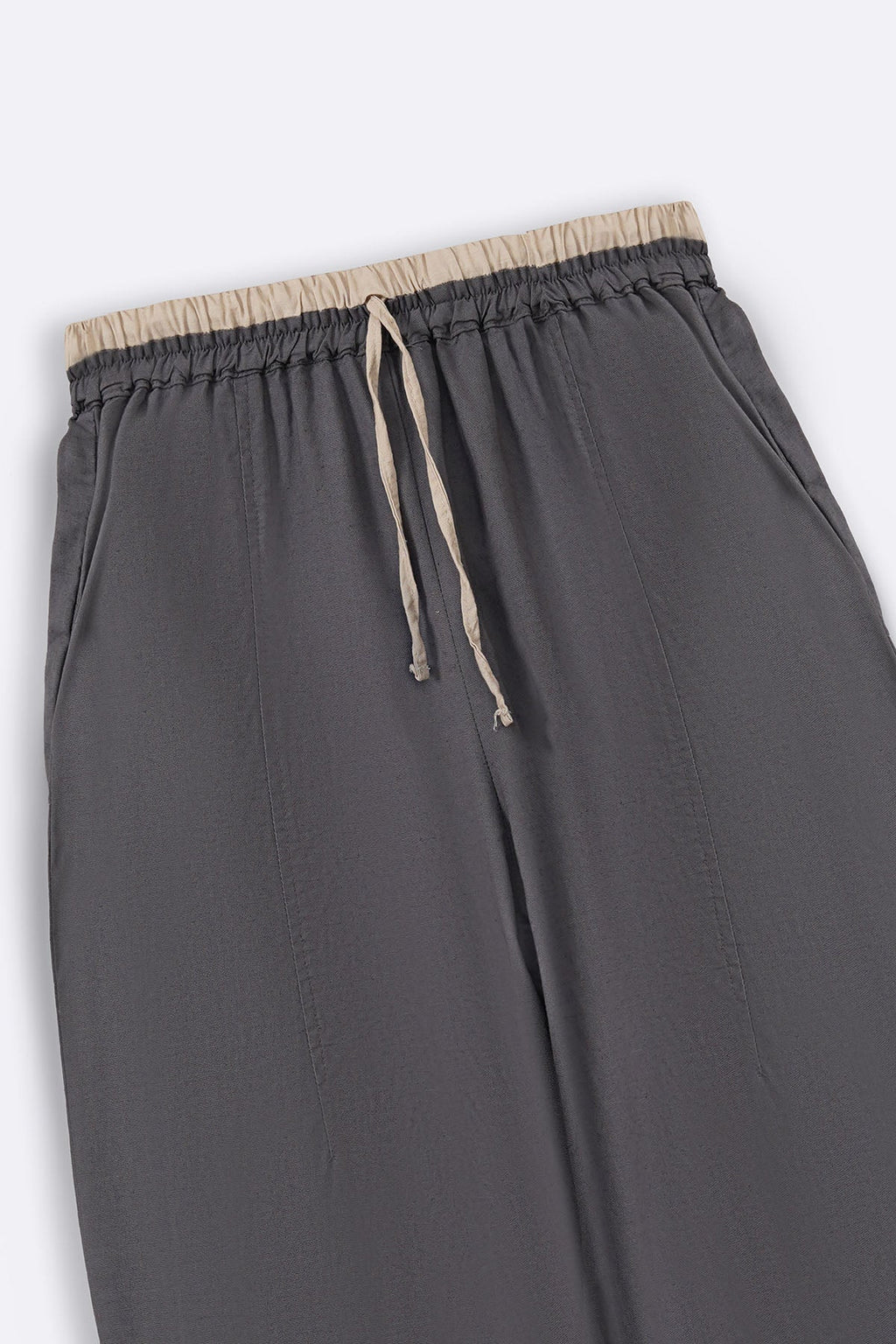 GREY EASY BARREL PANTS