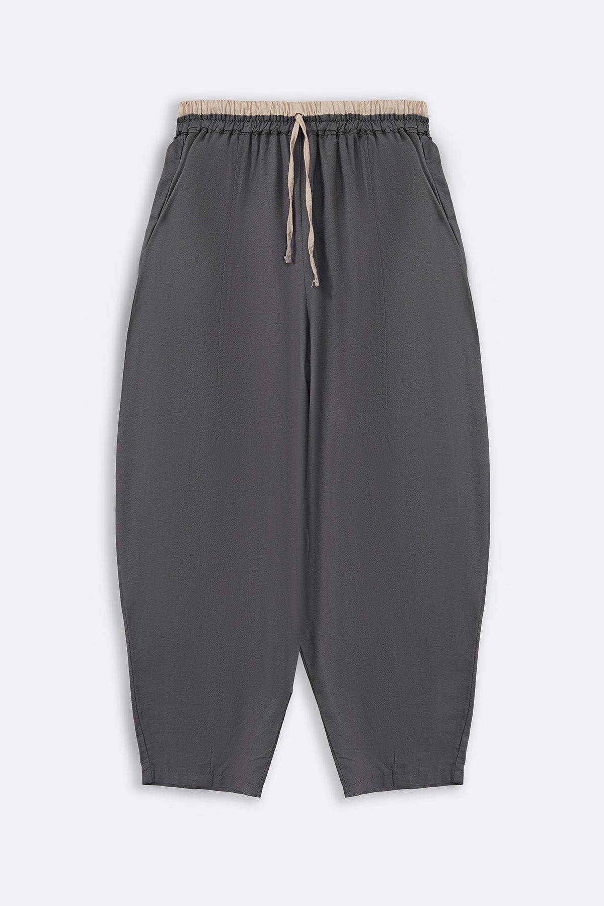 GREY EASY BARREL PANTS