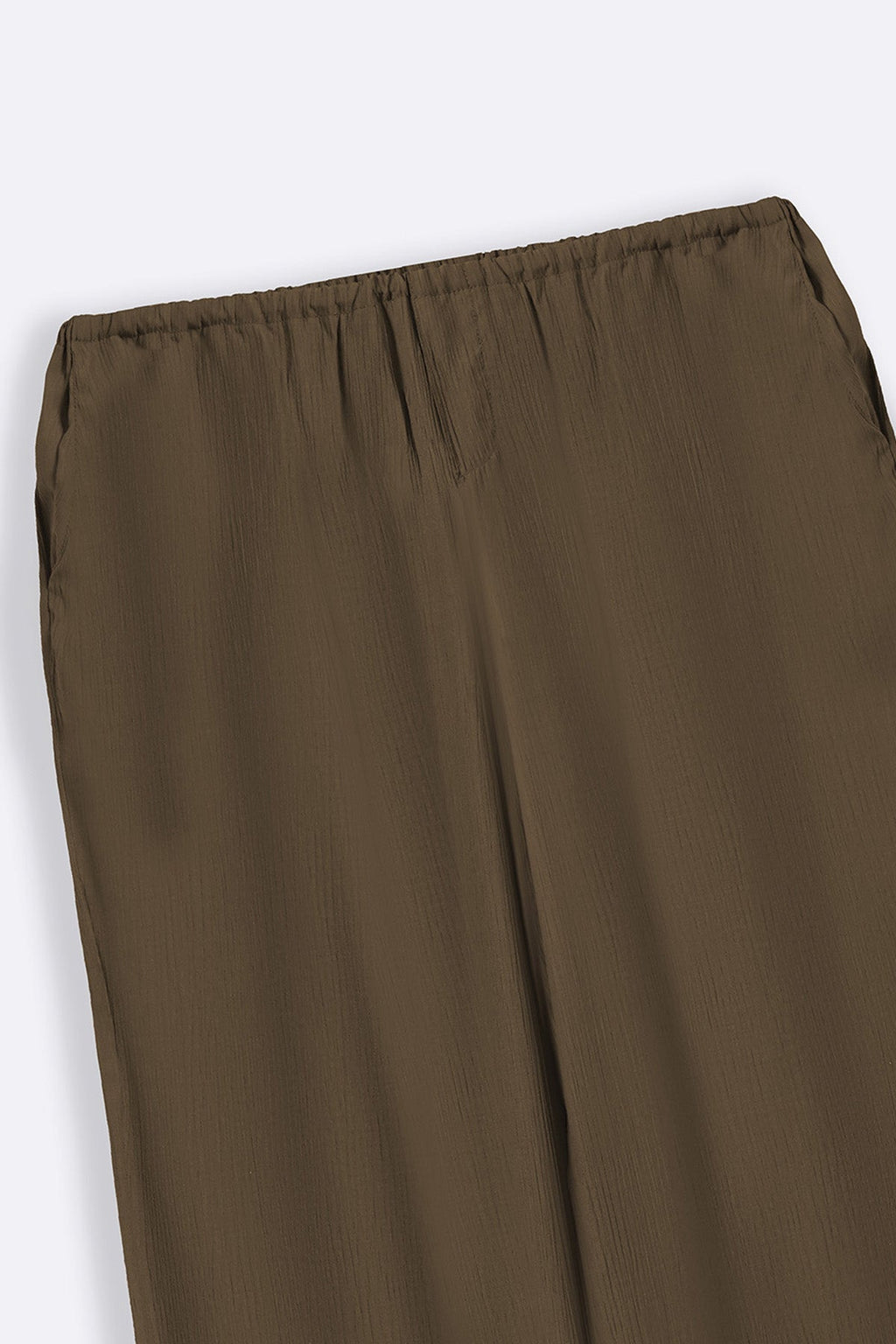 OLIVE FLOWY TEXTURED PANTS