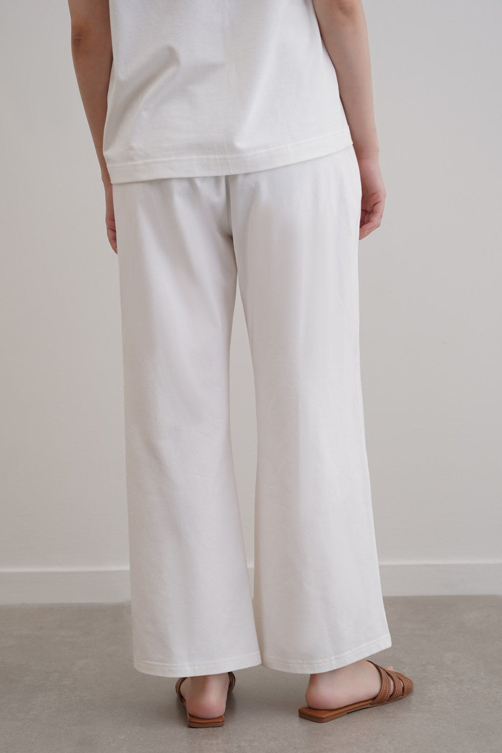 WHITE STRAIGHT BOX-PLEAT TROUSERS