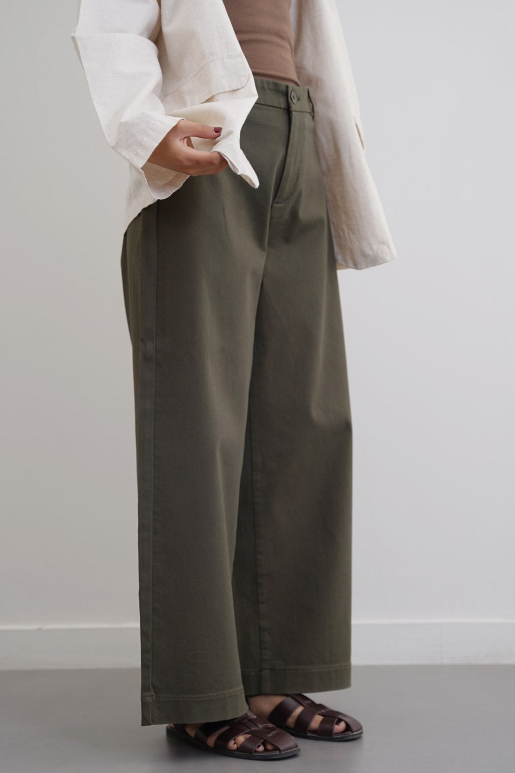 OLIVE WIDE LEG PANTS