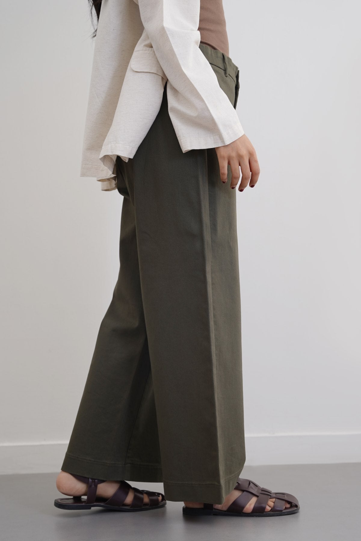 OLIVE WIDE LEG PANTS