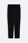 BLACK STRETCHY TAPERED PANTS