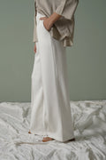 WHITE STRAIGHT LOOSE TROUSERS