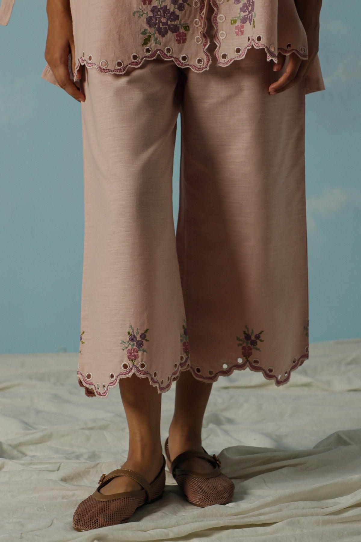 TEA PINK NEEDLEPOINT BERRIES CULOTTES