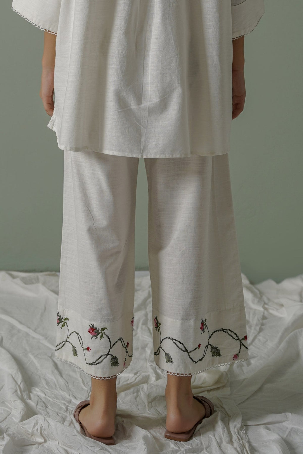 WHITE ROSATINI PANTS