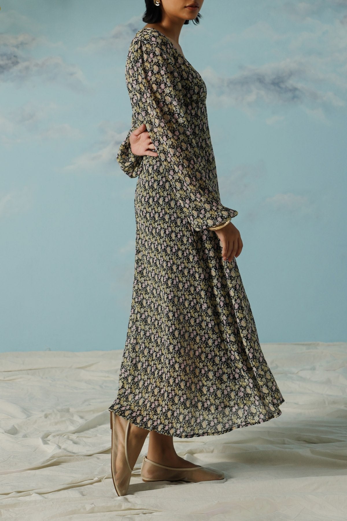 GREEN CRINKLE FULL-LENGTH DRESS