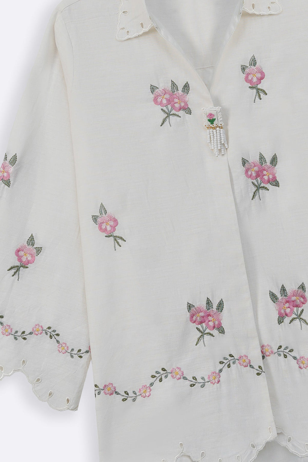 WHITE PEONY SHIRT WITH HANDMADE BROOCH