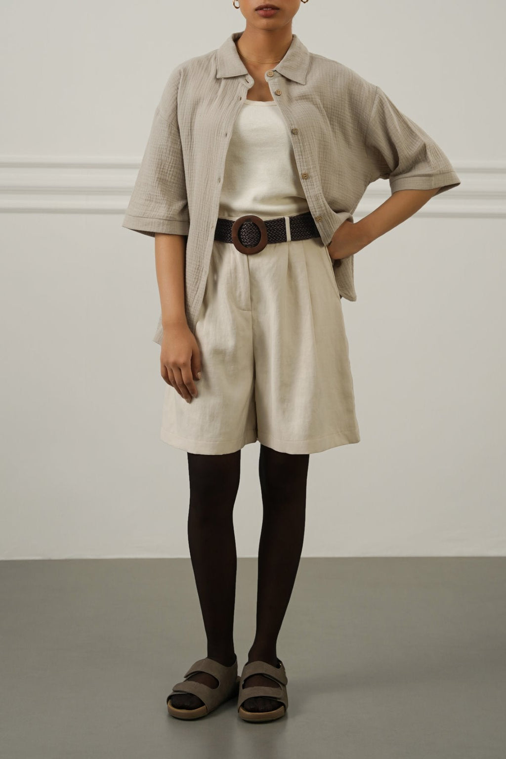 CREAM BELTED PLEAT SHORTS