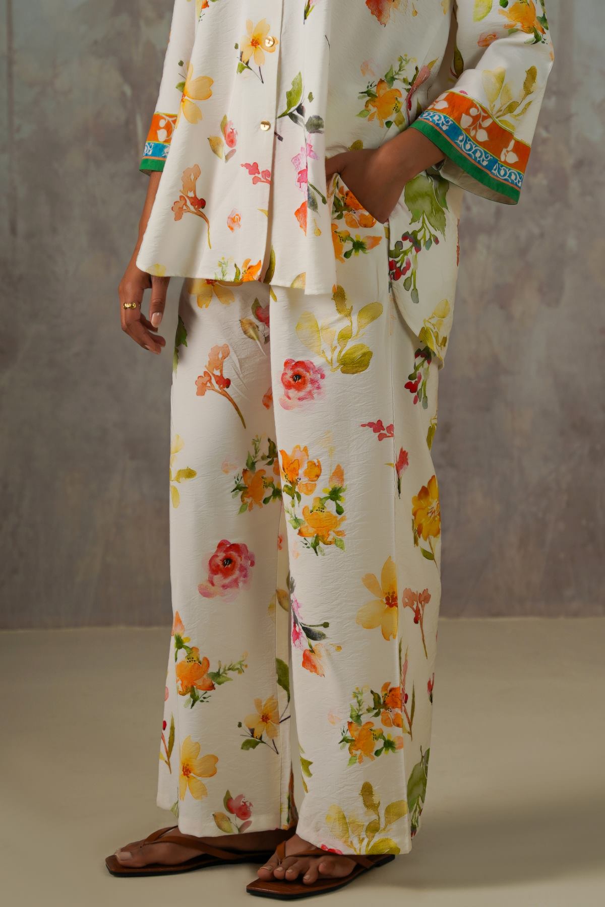 OFF WHITE LILIES AT DAWN PANTS