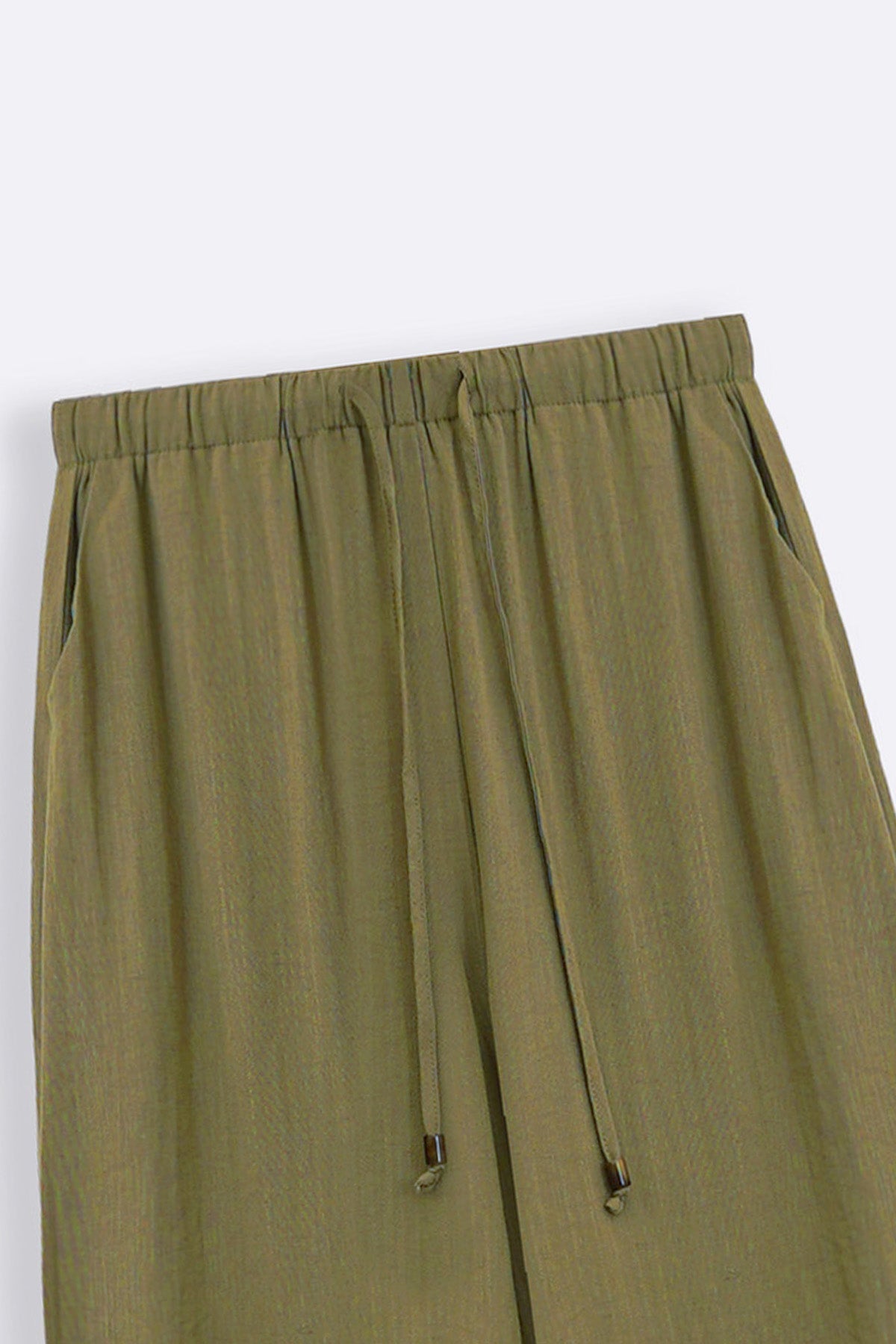 OLIVE CROPPED SAFARI PANTS