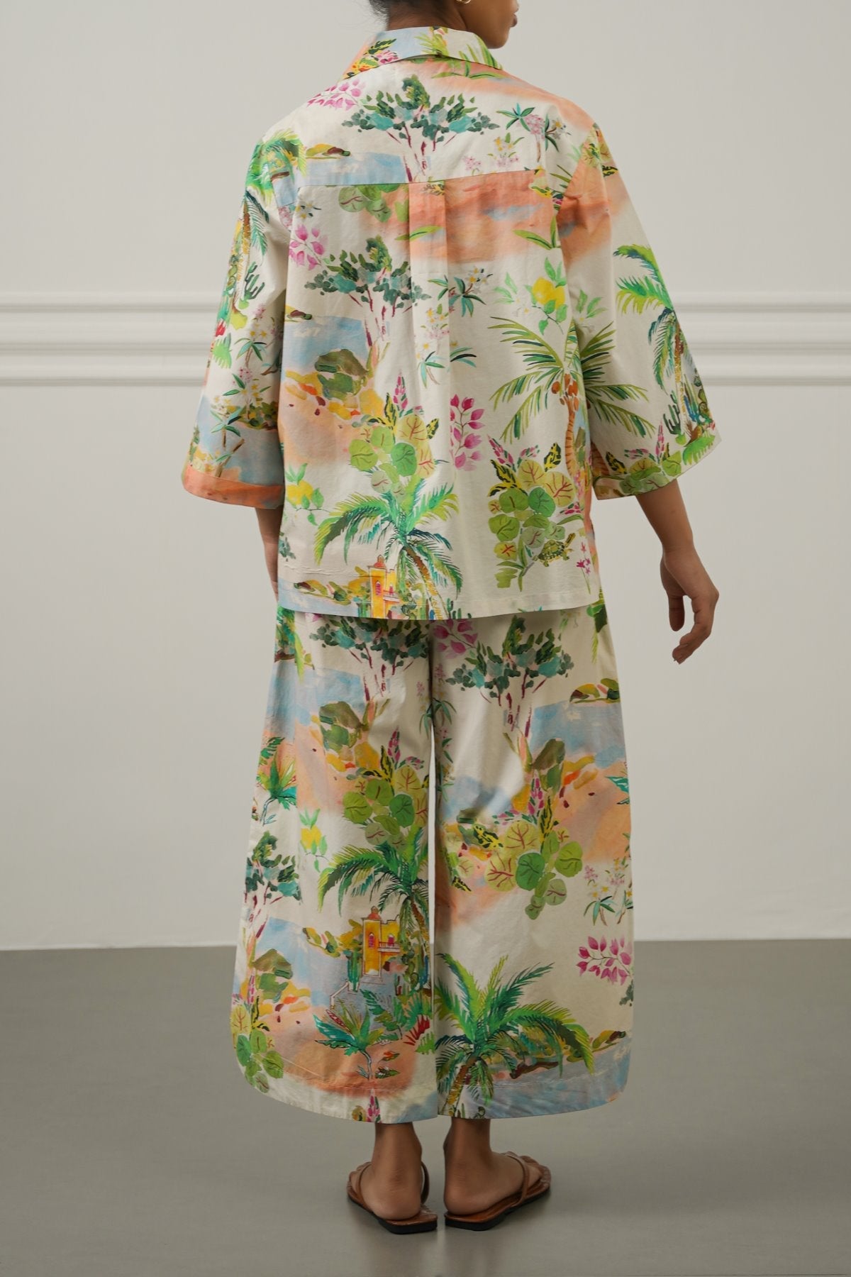 OFF WHITE CURVED HEM ALOHA CULOTTES