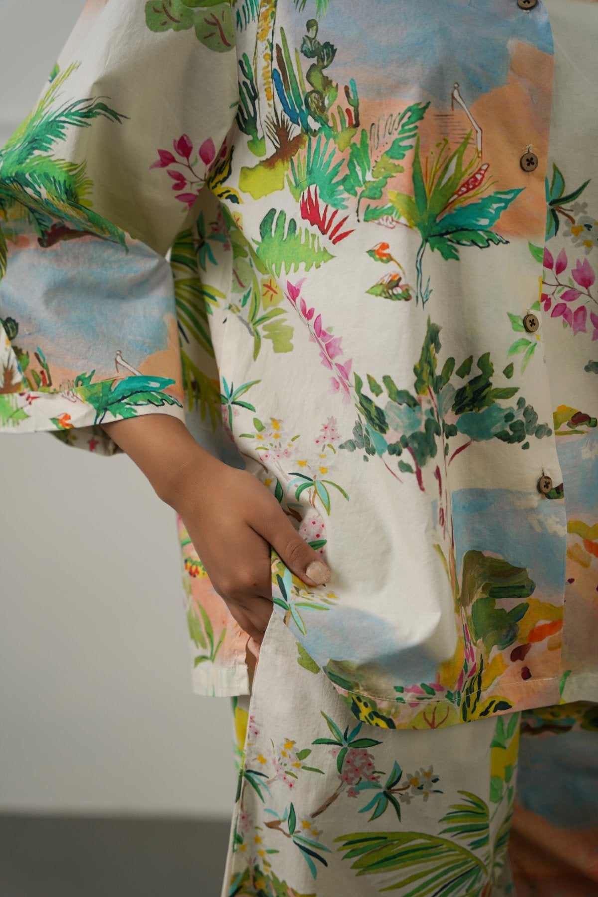 OFF WHITE CURVED HEM ALOHA CULOTTES