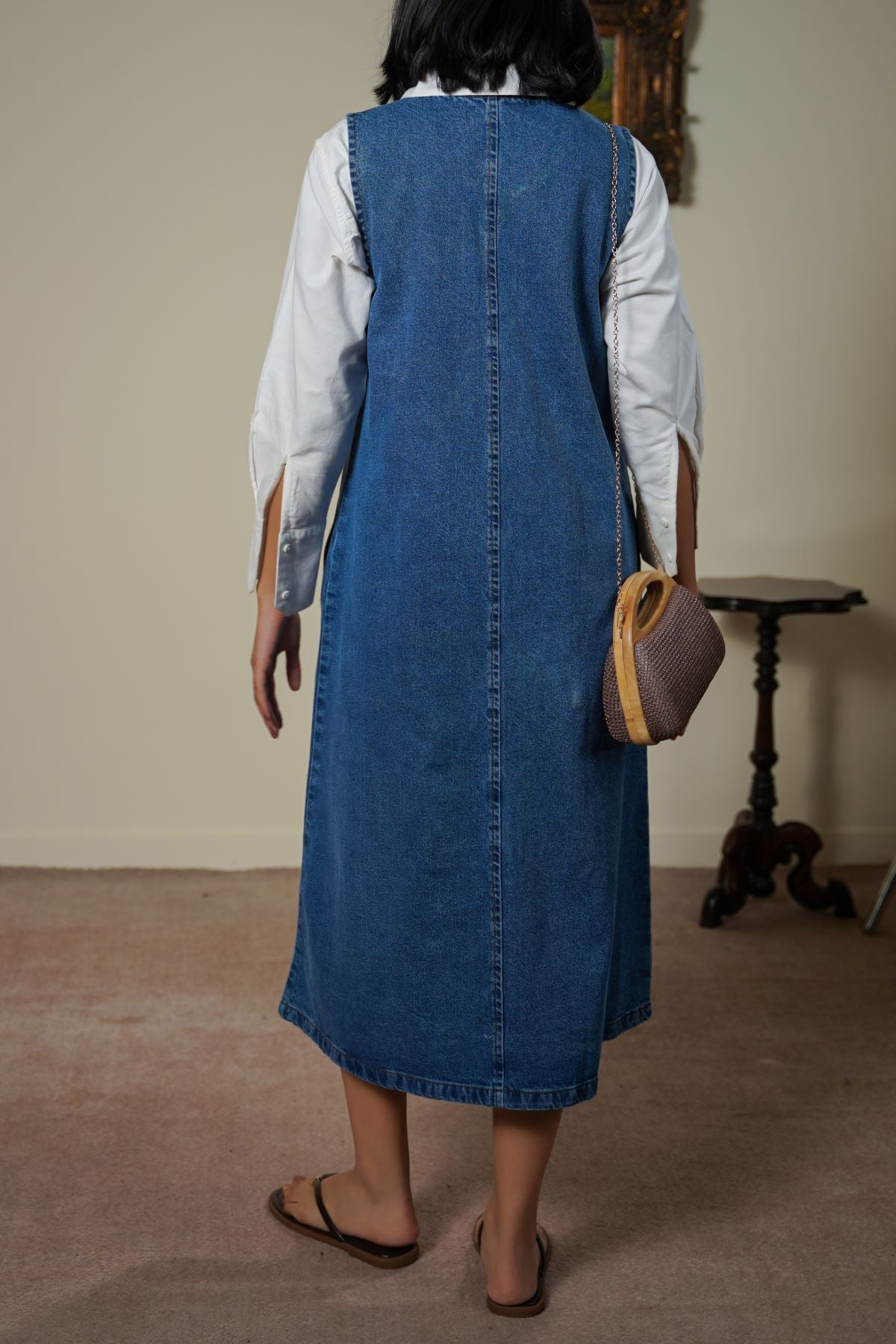 MID BLUE FARMHOUSE DENIM DRESS