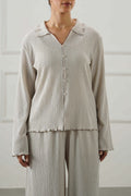 IVORY CRINKLE KNIT BUTTON-DOWN