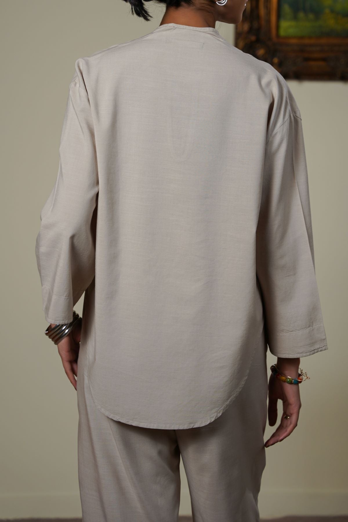 BEIGE DROPLET NECK TOP