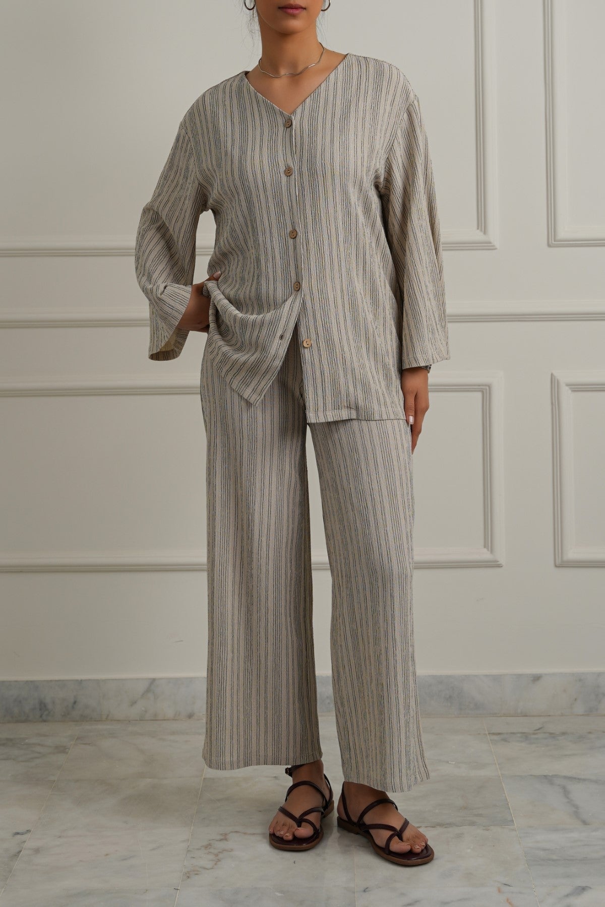 STONE BLACK LINEA STRETCH SHIRT