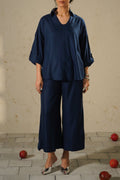 NAVY EASY BREEZE TOP