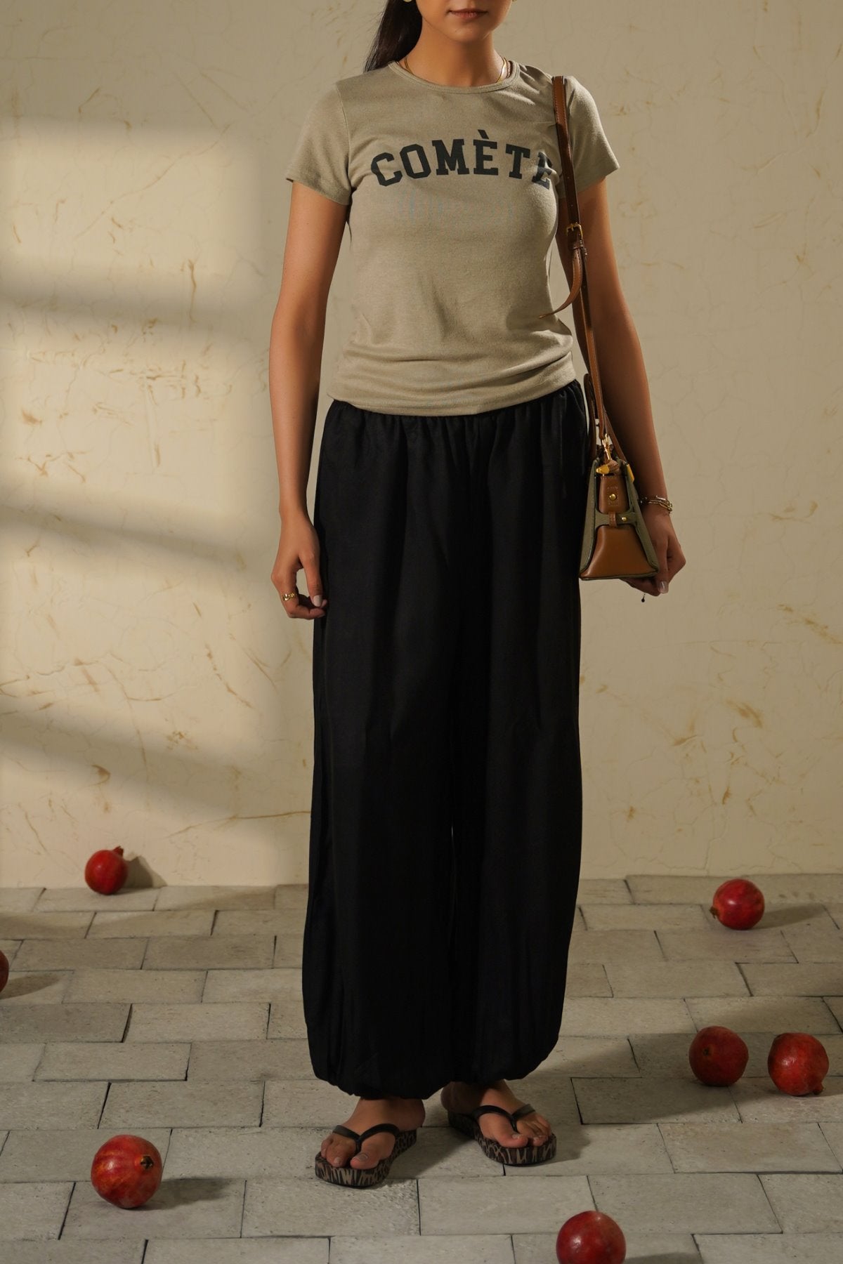 TAUPE VARSITY COMETE TEE