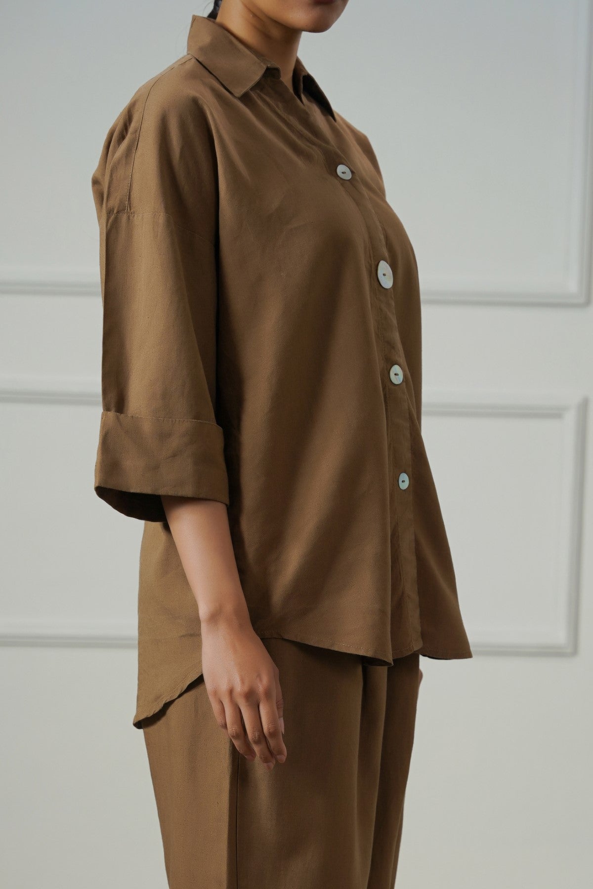 BROWN LYOCELL LINEN BUTTON SHIRT
