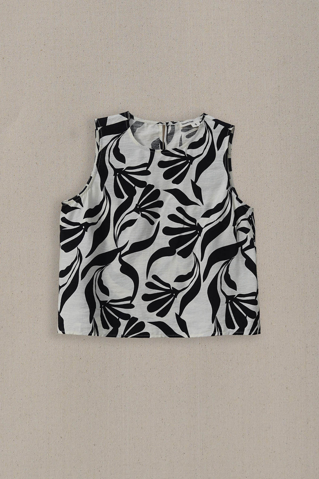 BLACK WHITE TROPIC FLOW TOP