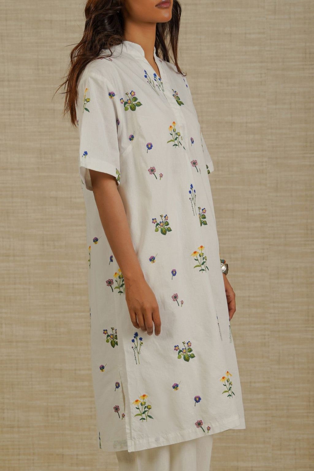 WHITE DITSY FLORAL SHIRT
