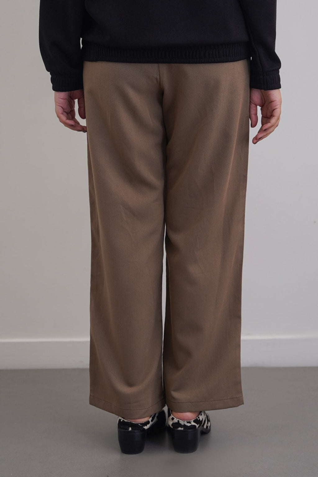 COFFEE WIDE LEG TROUSERS