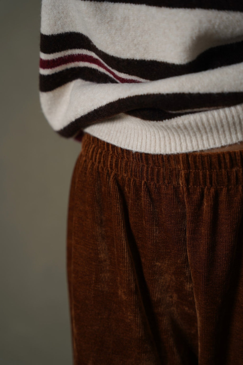 BROWN VELVET EARTH TROUSERS