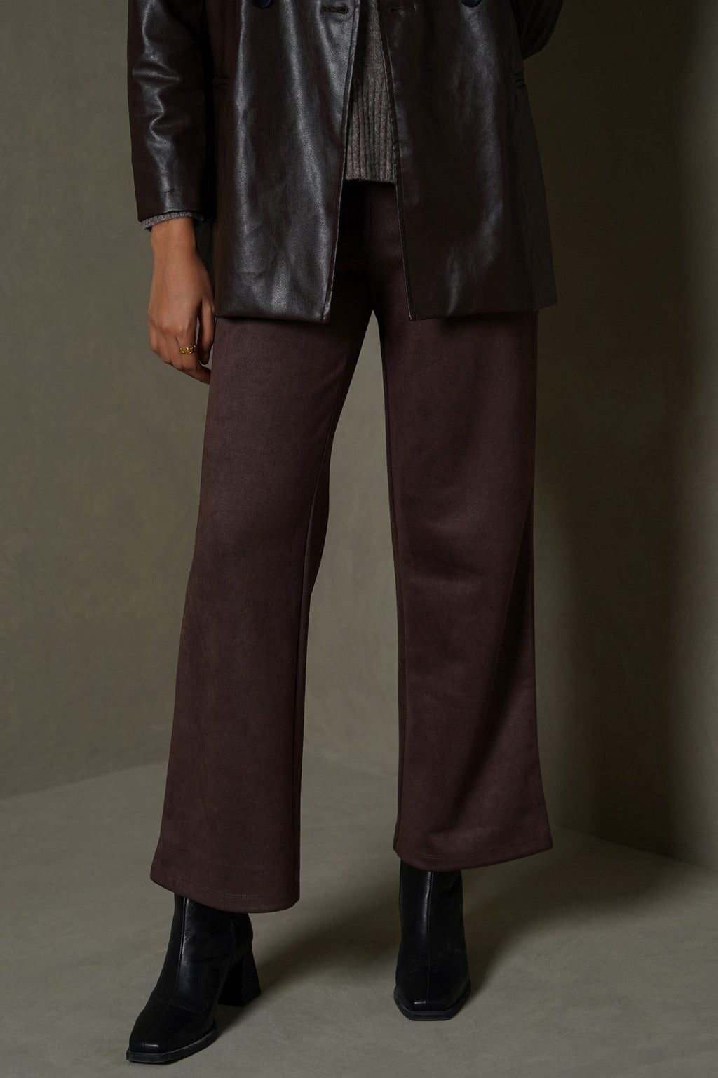 BROWN SUEDE EASY PANTS