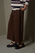 BROWN CROPPED PANTS