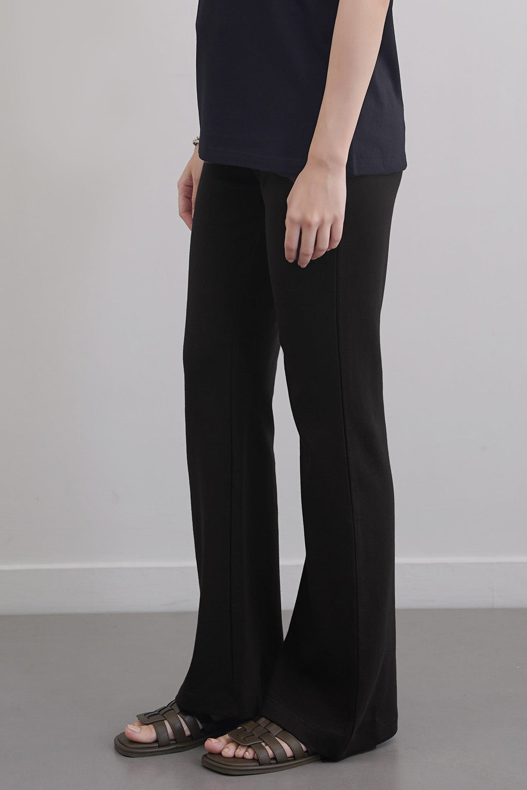 BLACK STUDIO YOGA PANTS