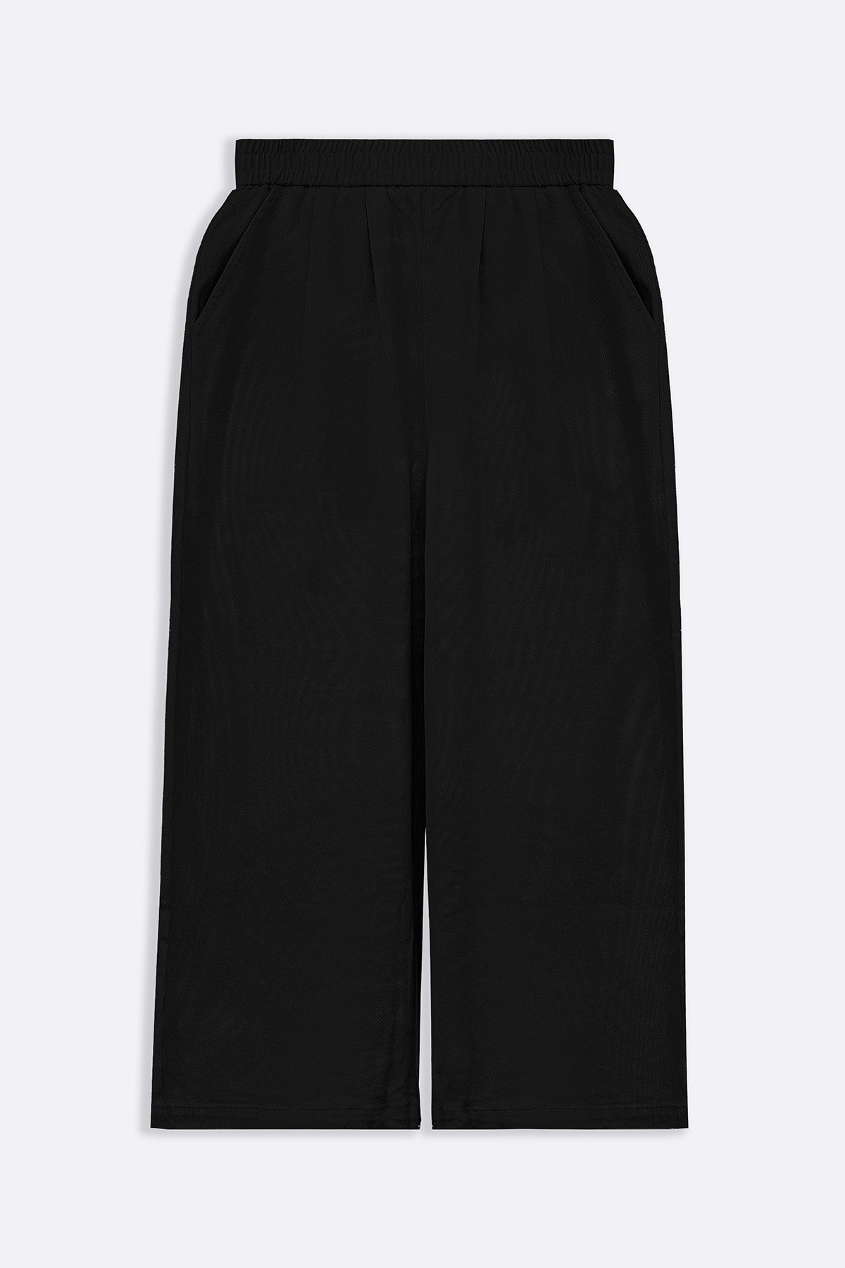 BLACK CROPPED PANTS