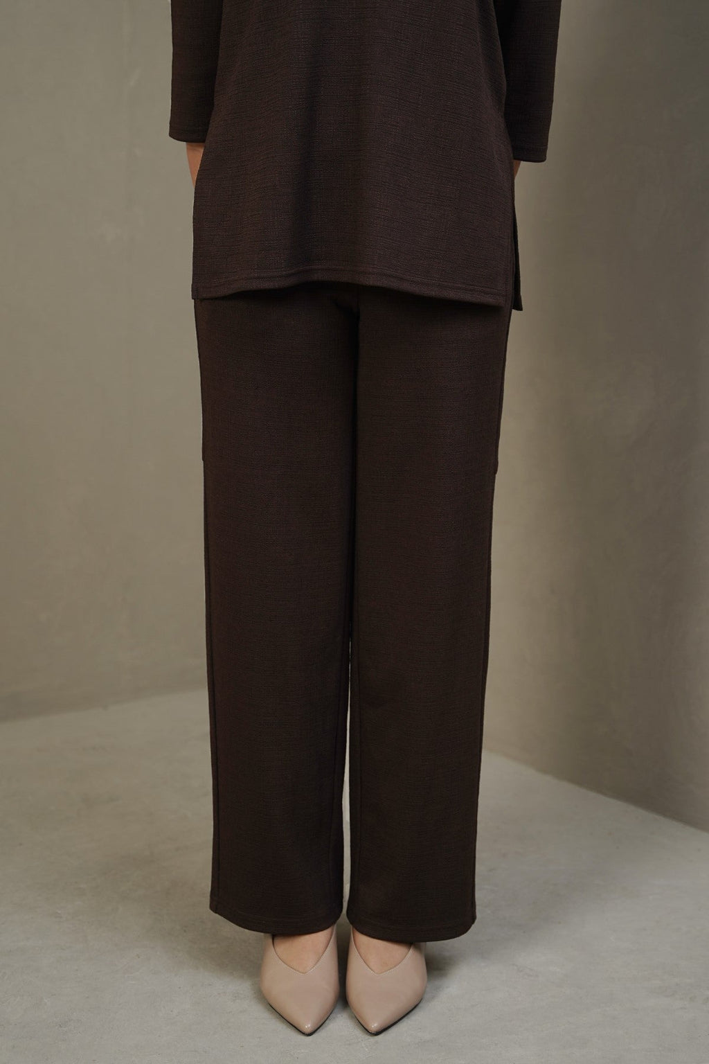 COFFEE TEXTURED PANTS
