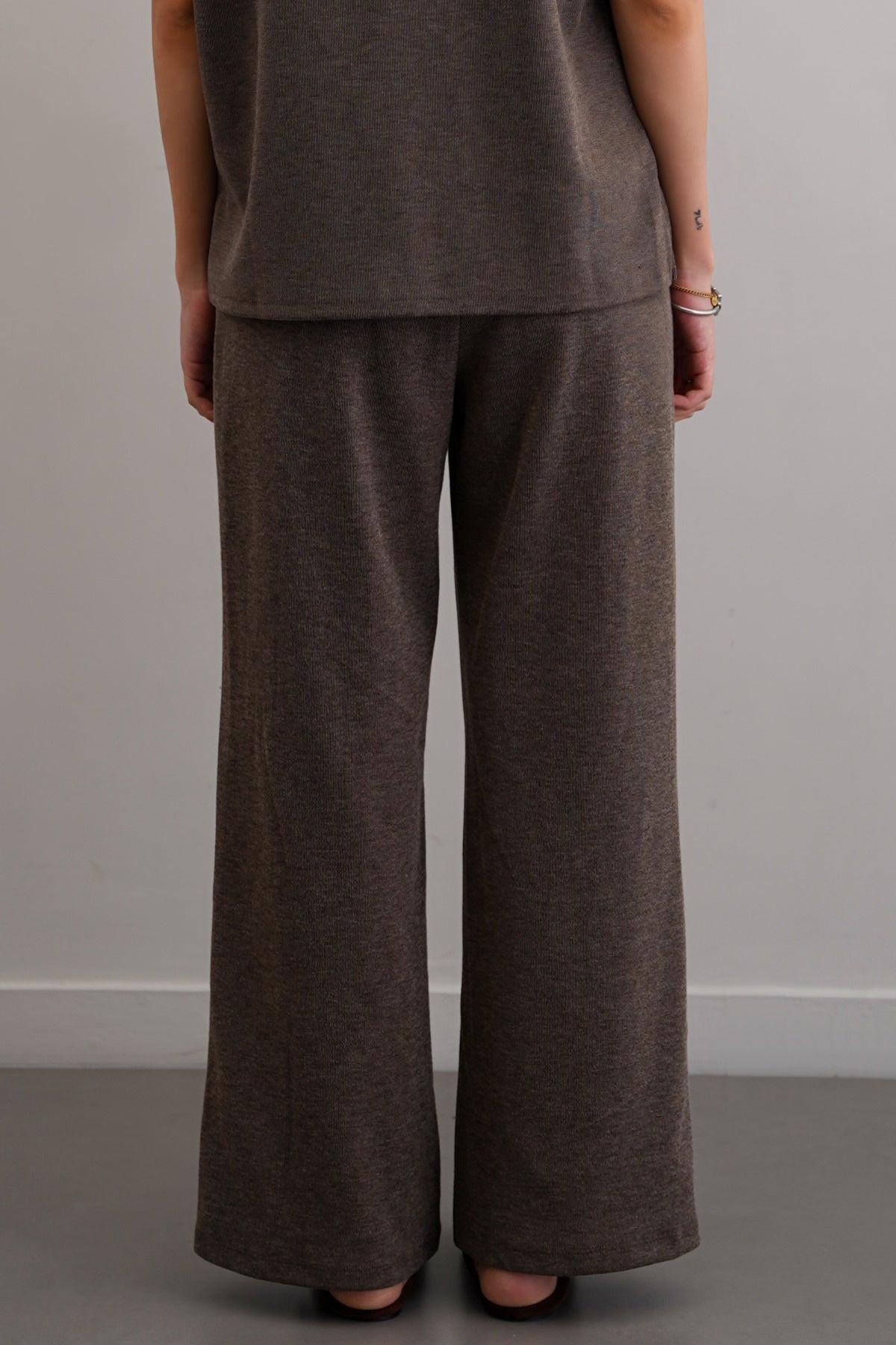 BROWN LIVE IN PANTS