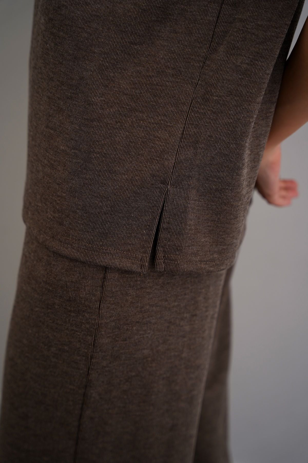 BROWN LIVE IN PANTS