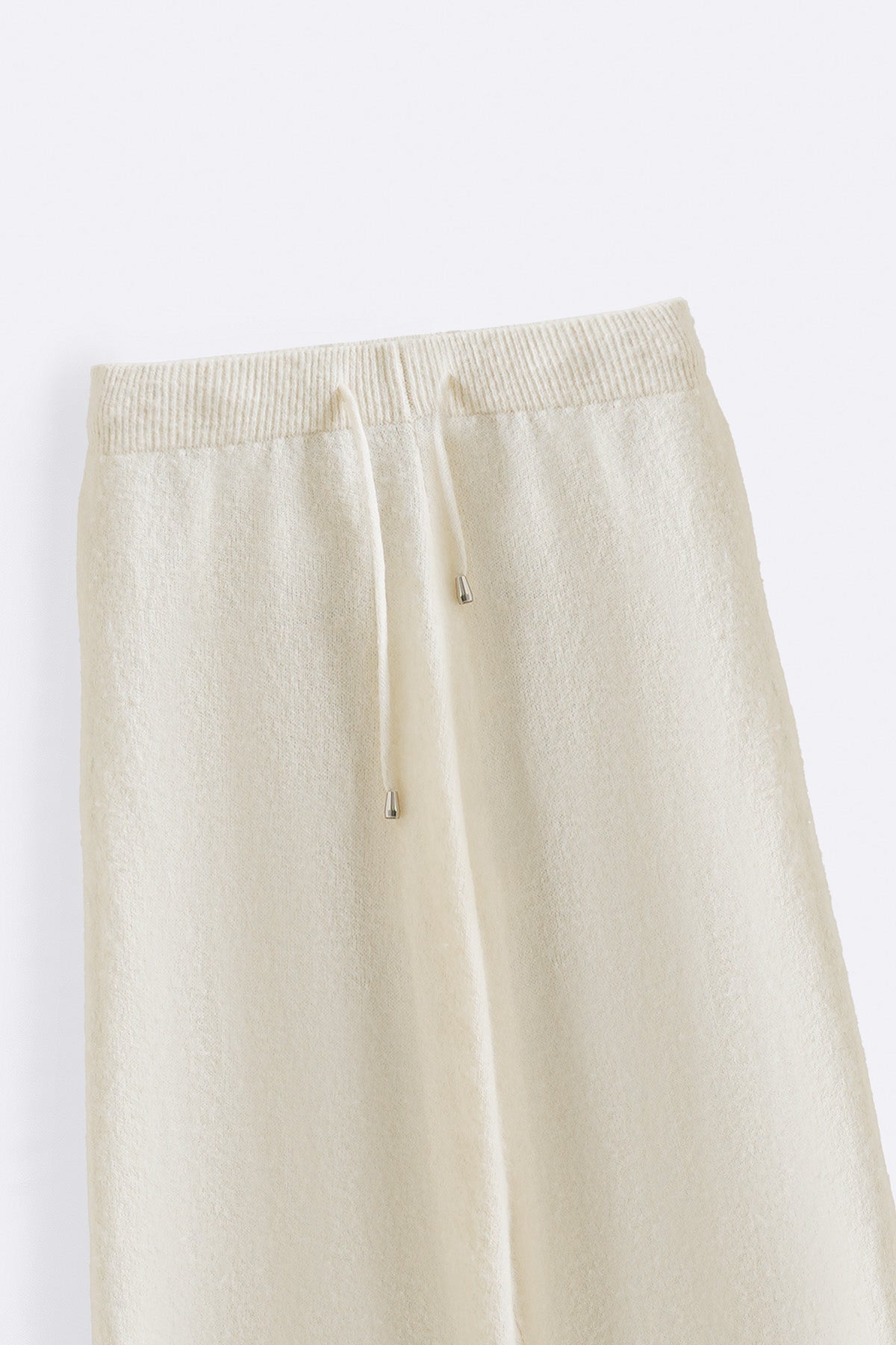 CREAM LOUNGE PANTS