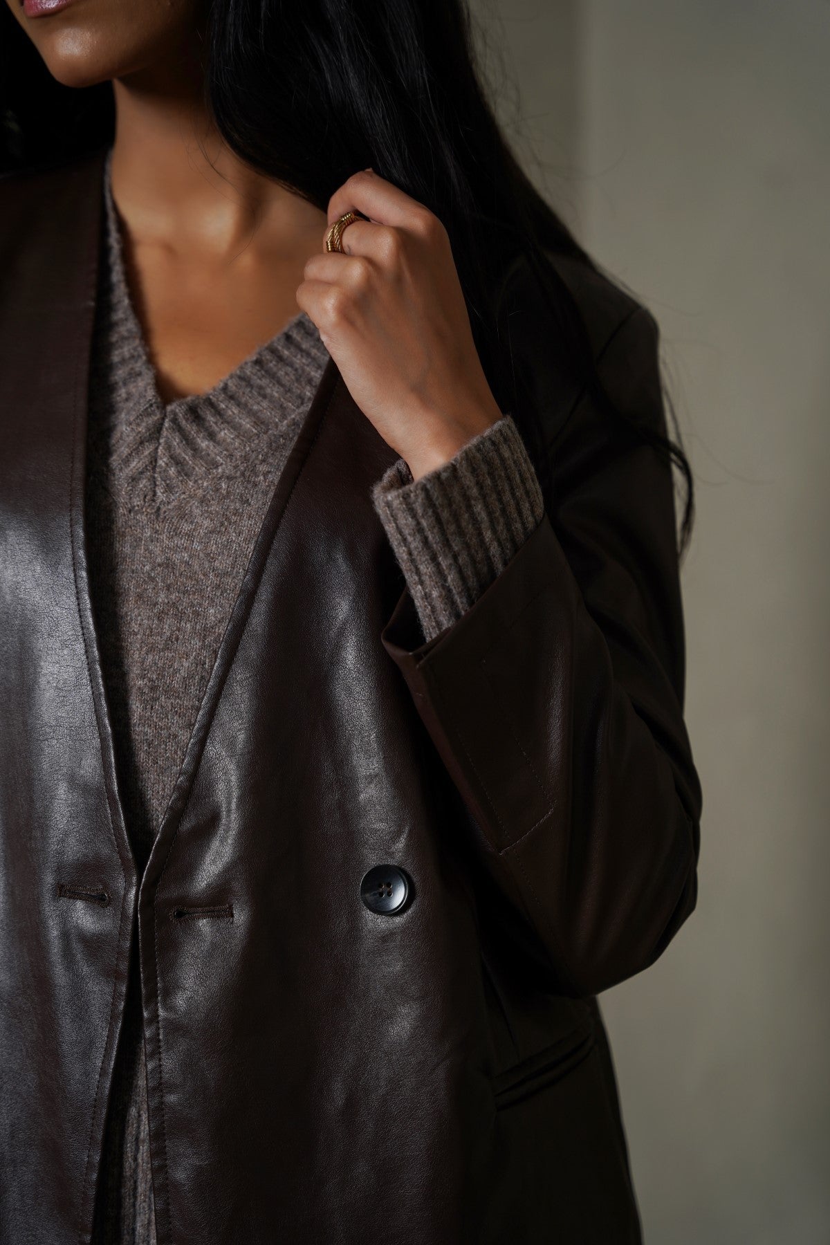 BROWN COLLARLESS LEATHER BLAZER