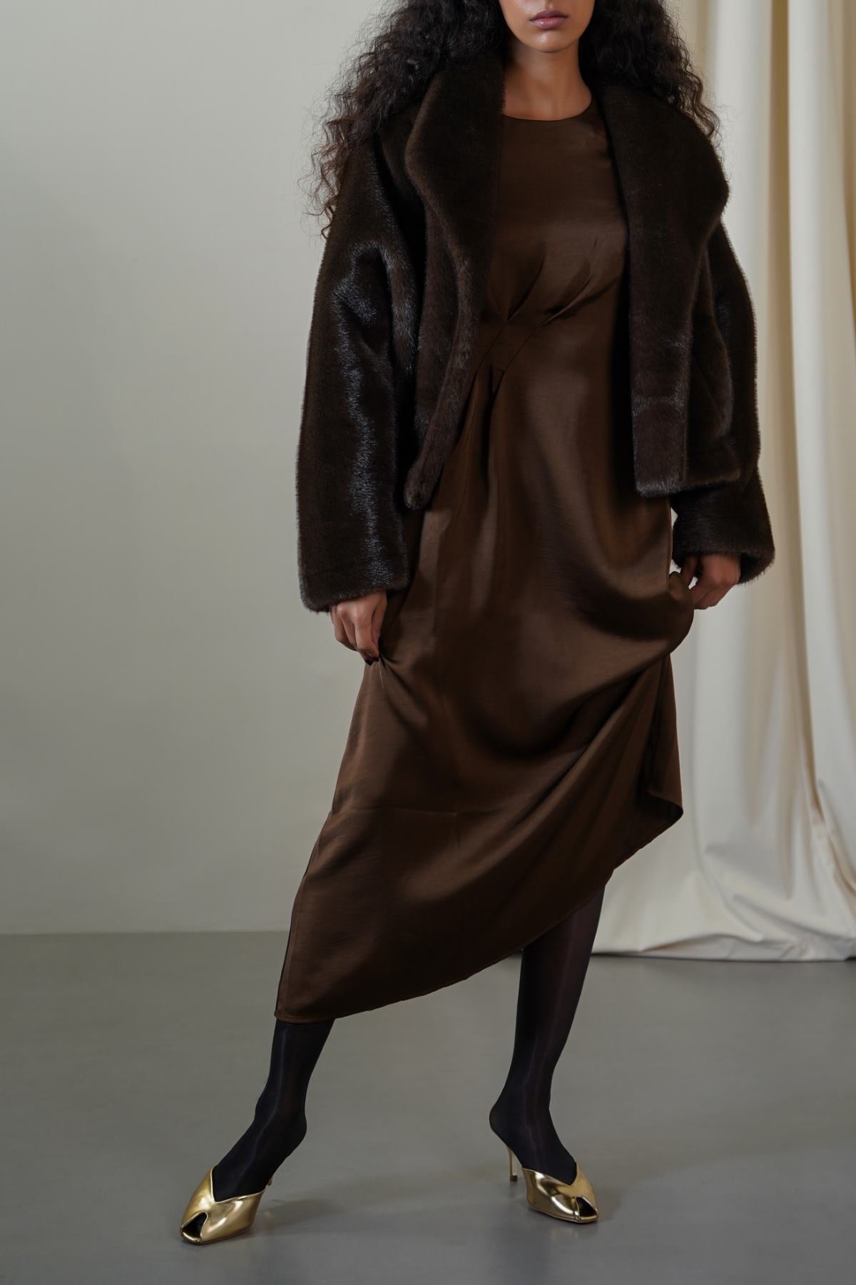 COFFEE SHORT WRAP FUR JACKET