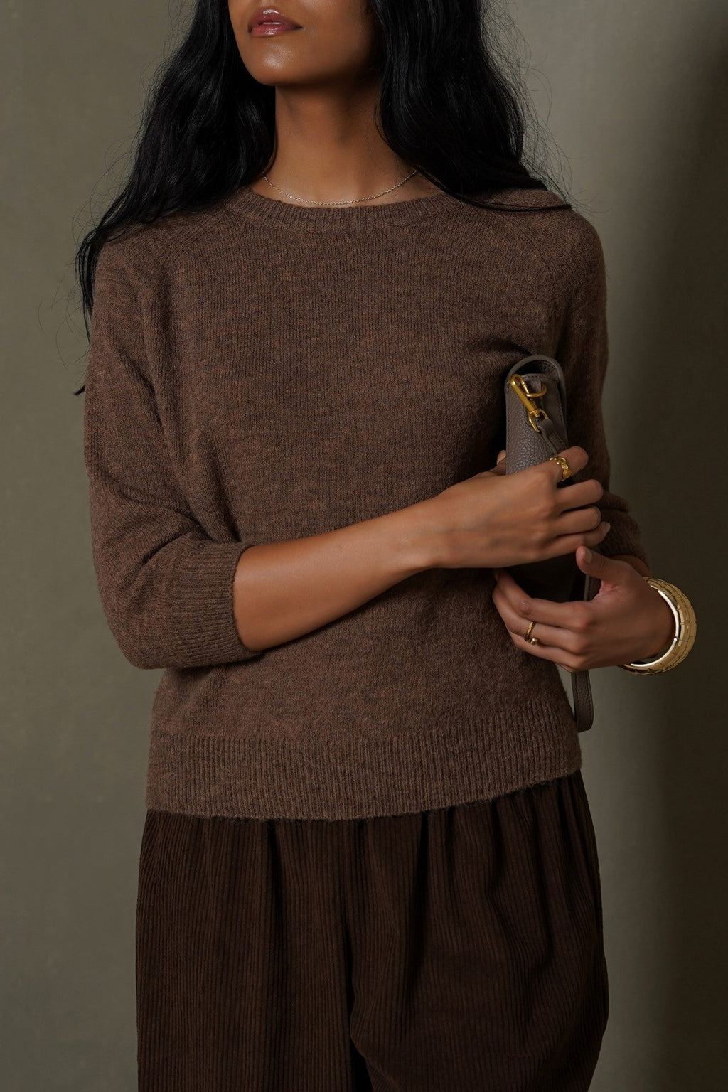 BROWN BEAR HUG SWEATER