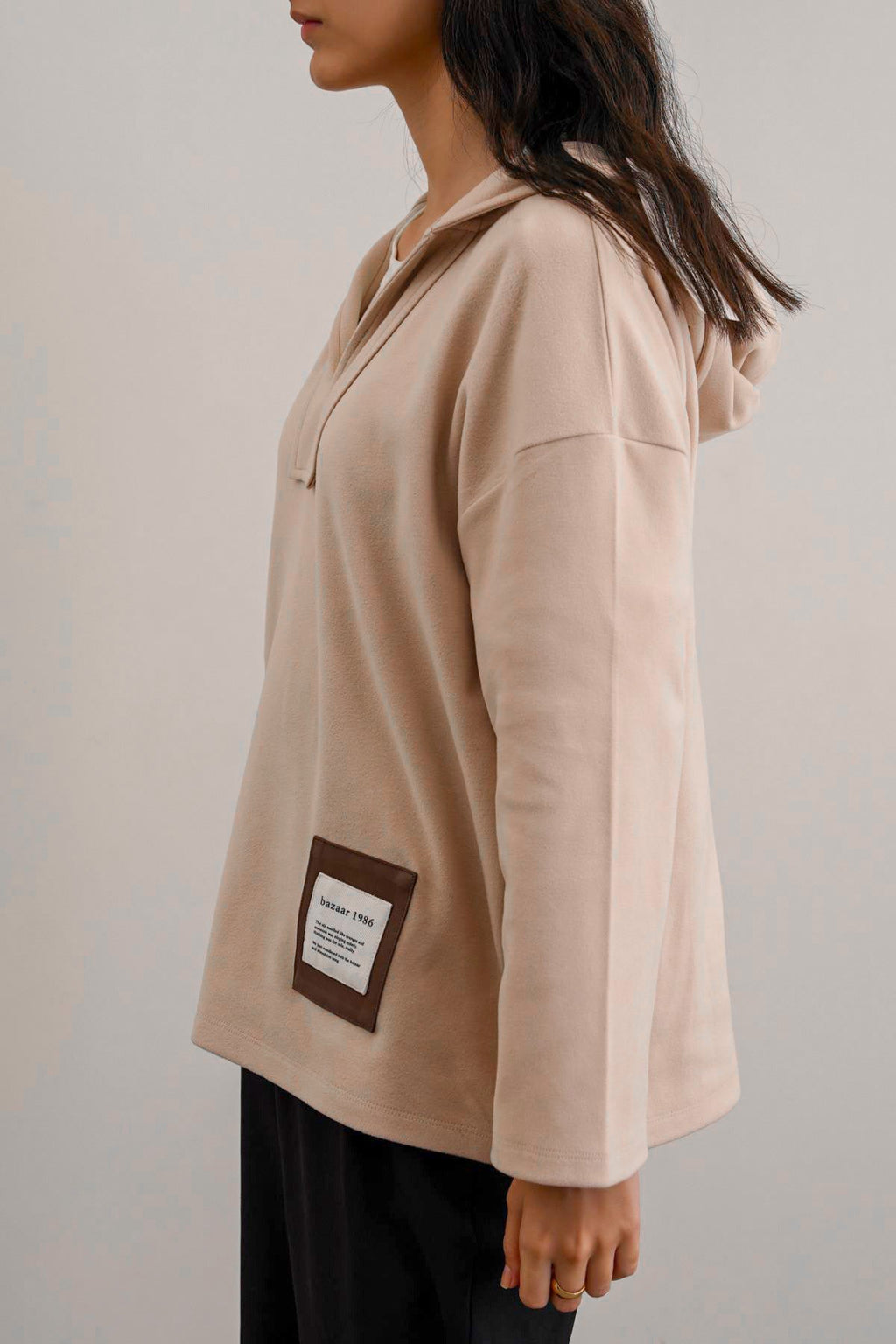 BEIGE SOFT FLEECE PATCH HOODIE