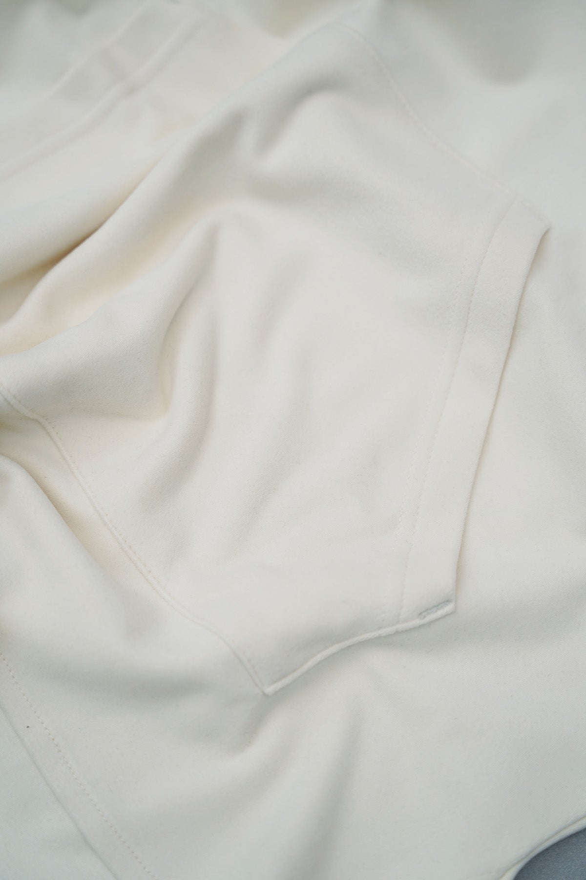 IVORY LOUNGE V-NECK HOODIE